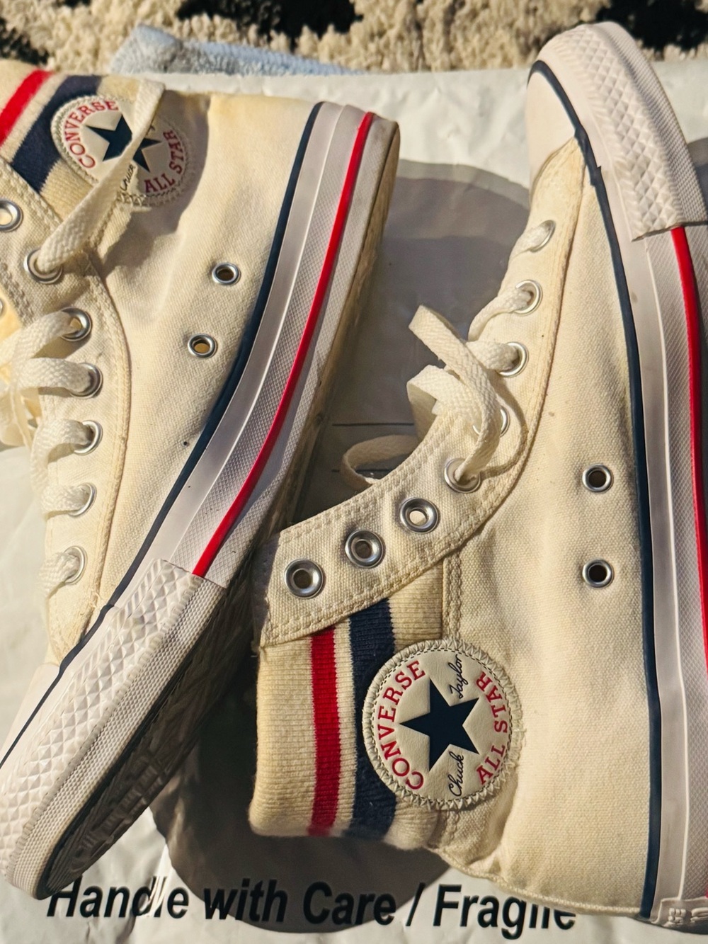 Converse Cream Canvas High-Tops with Blue and Red Trim Men’s Retro size 7.5 - Picture 2 of 10